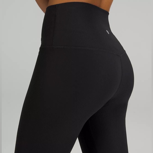 Women Lululemon Pants High-Rise Leggings Size 10 - Picture 3 of 9